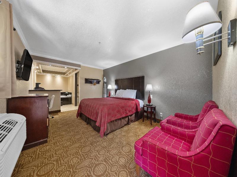 Econo Lodge Inn & Suites Fallbrook Downtown image
