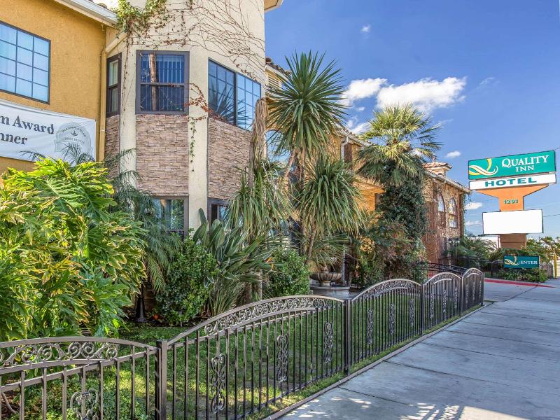 Quality Inn Hemet - San Jacinto image