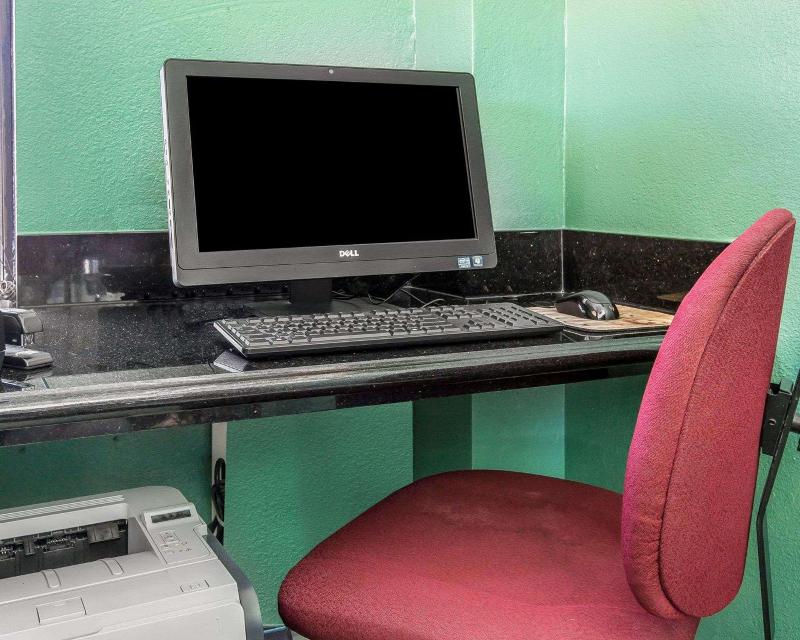Quality Inn Hemet - San Jacinto image