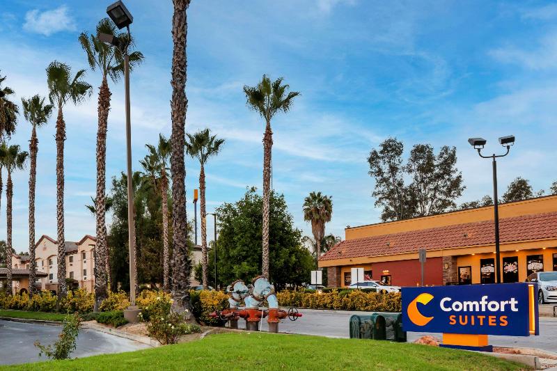 Citrus Suites Redlands Loma Linda Hotel image