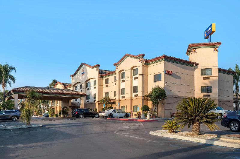 Citrus Suites Redlands Loma Linda Hotel image
