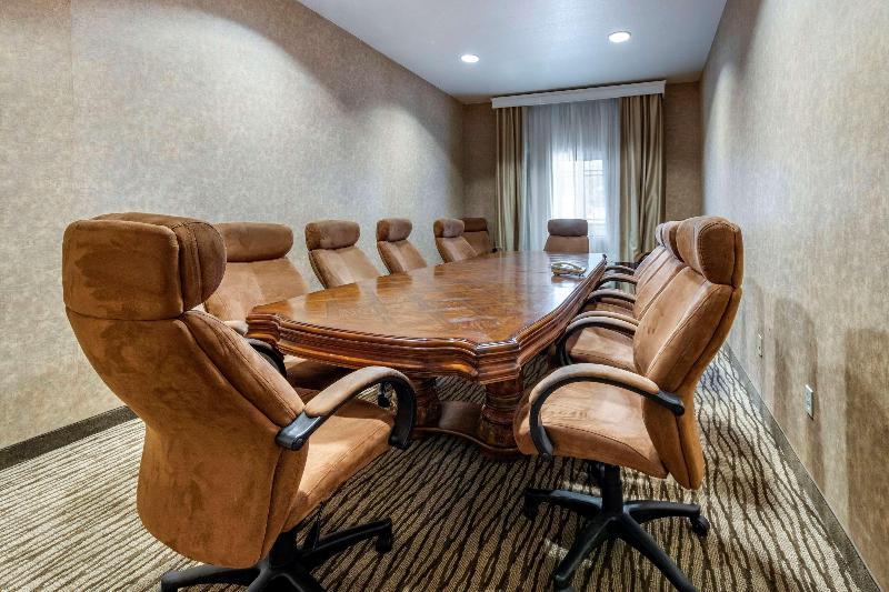 Citrus Suites Redlands Loma Linda Hotel image