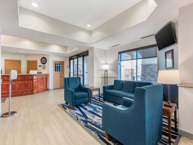 Comfort Inn & Suites Rifle image