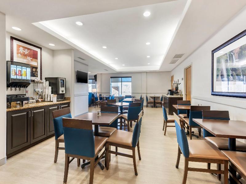 Comfort Inn & Suites Rifle image