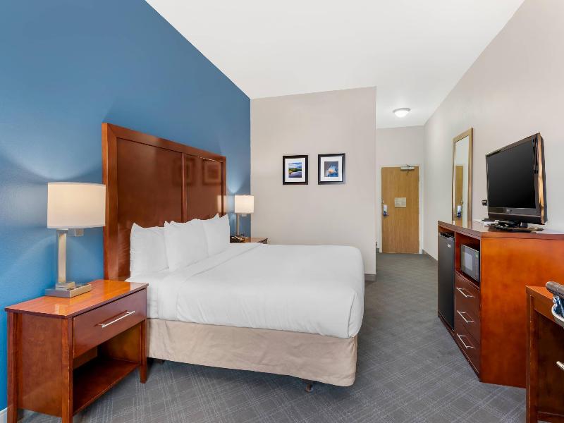 Comfort Inn & Suites Rifle image