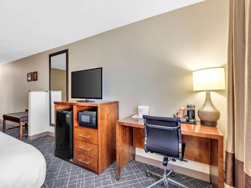 Comfort Inn Denver West Arvada Station image