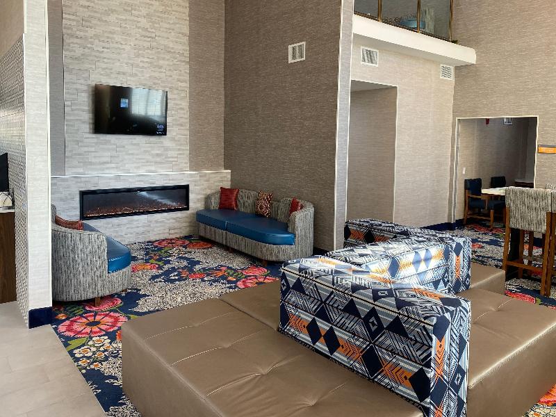 La Quinta Inn & Suites by Wyndham Safford image