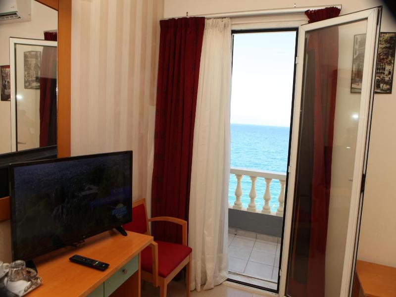 Mantas Seaside image