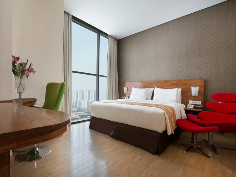 Hariston Hotel and Suites image