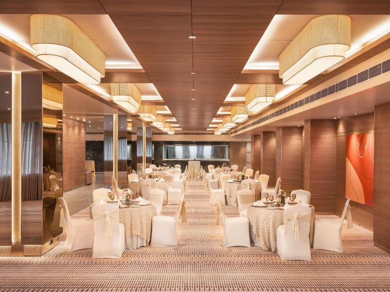 KLG Starlite A Business Hotel image