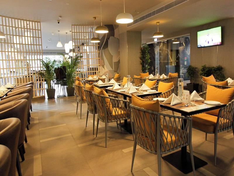 KLG Starlite A Business Hotel image