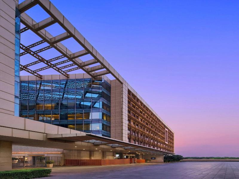 JW Marriott Hotel New Delhi Aerocity image