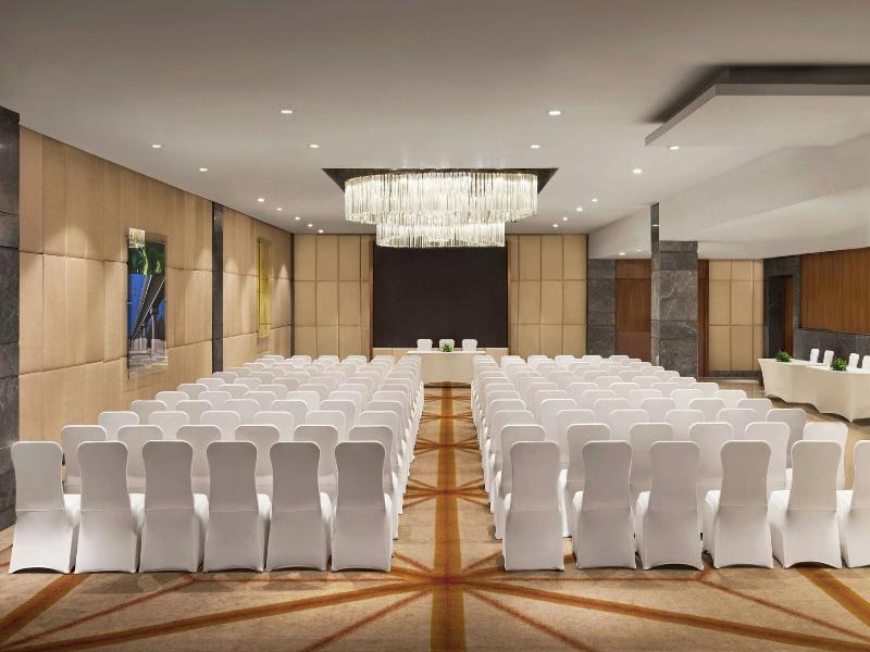 JW Marriott Hotel New Delhi Aerocity image