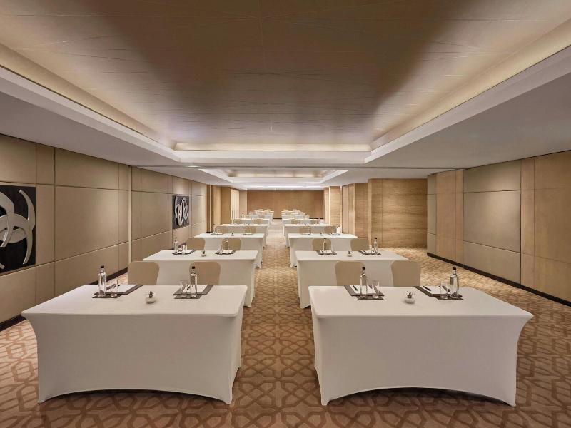 JW Marriott Hotel New Delhi Aerocity image