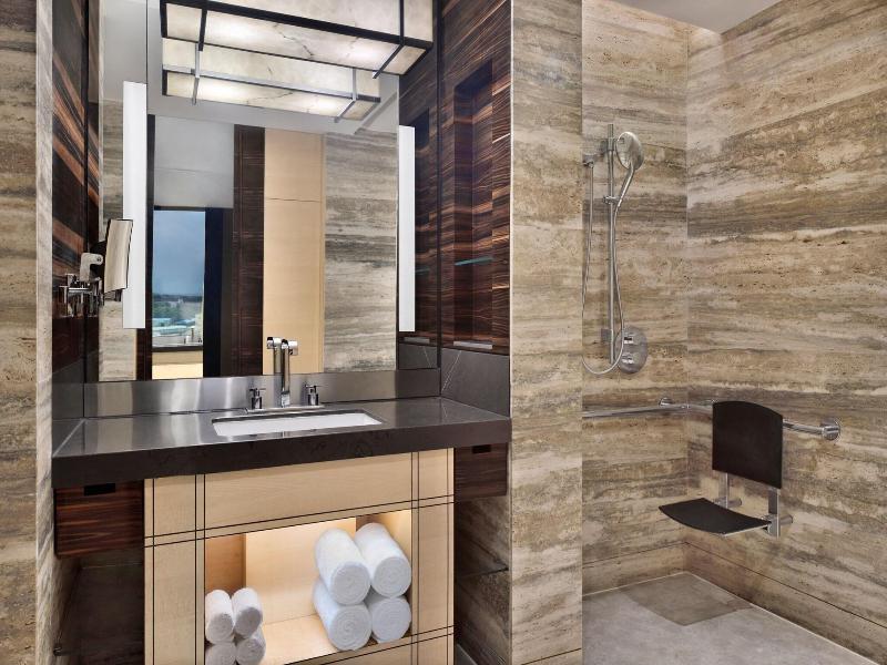 JW Marriott Hotel New Delhi Aerocity image