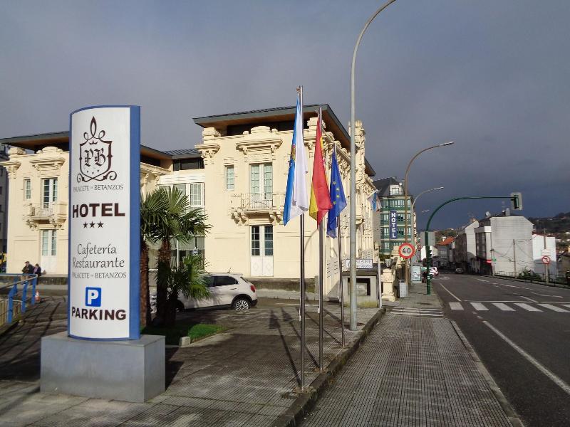 Villa de Betanzos image