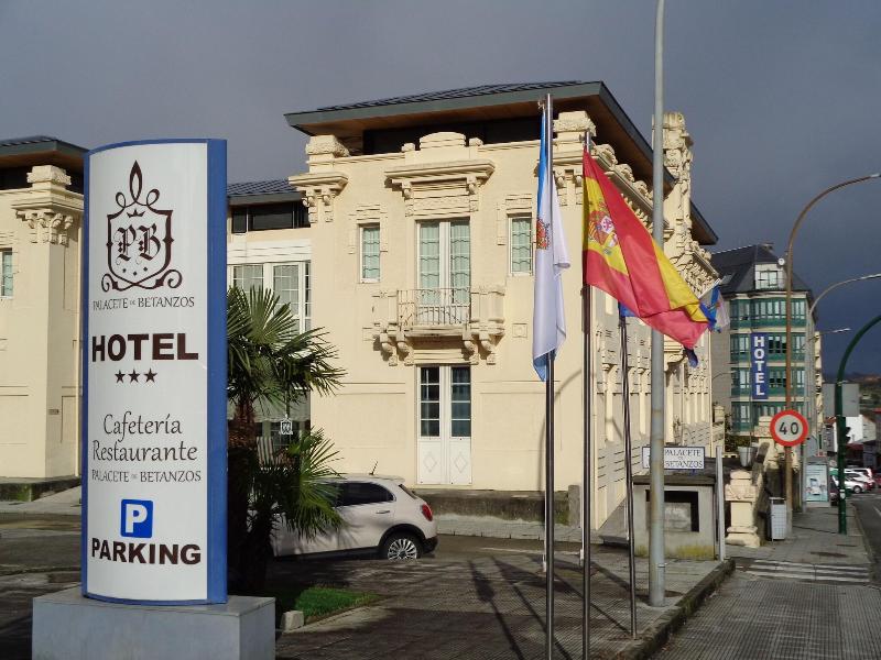 Villa de Betanzos image