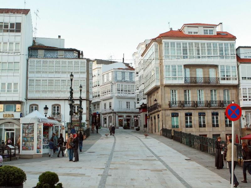 Villa de Betanzos image
