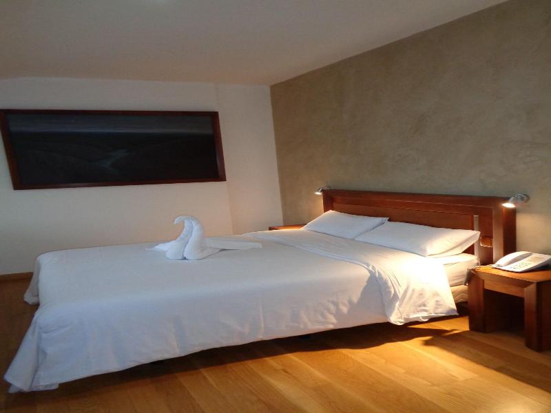 Villa de Betanzos image