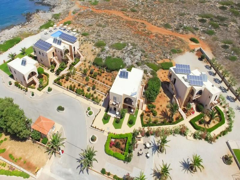 Nanakis beach apartments image