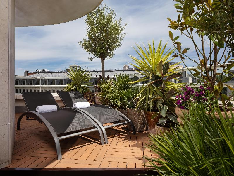 NH Collection Madrid Suecia image