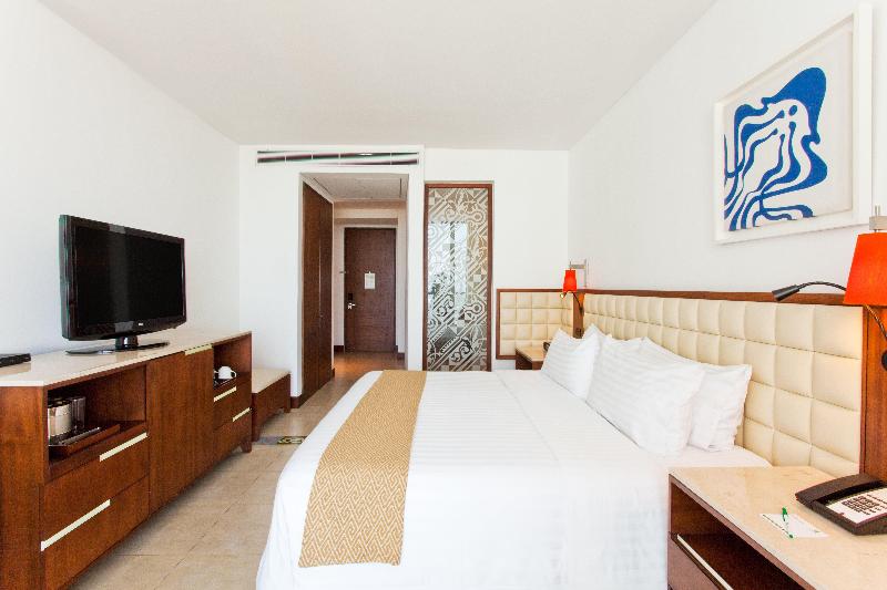 Holiday Inn Cartagena Morros image