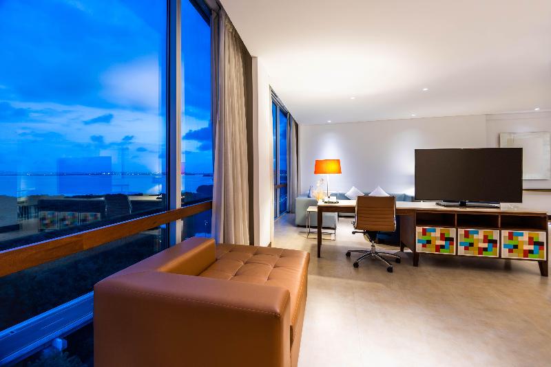 Holiday Inn Cartagena Morros image