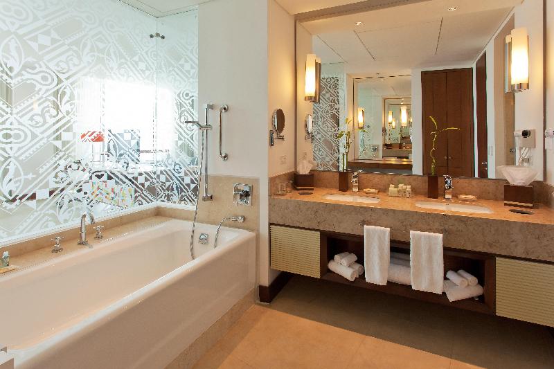 Holiday Inn Cartagena Morros image
