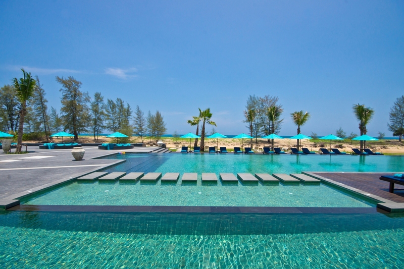 Le Coral Beach Resort & Cafe Phuket