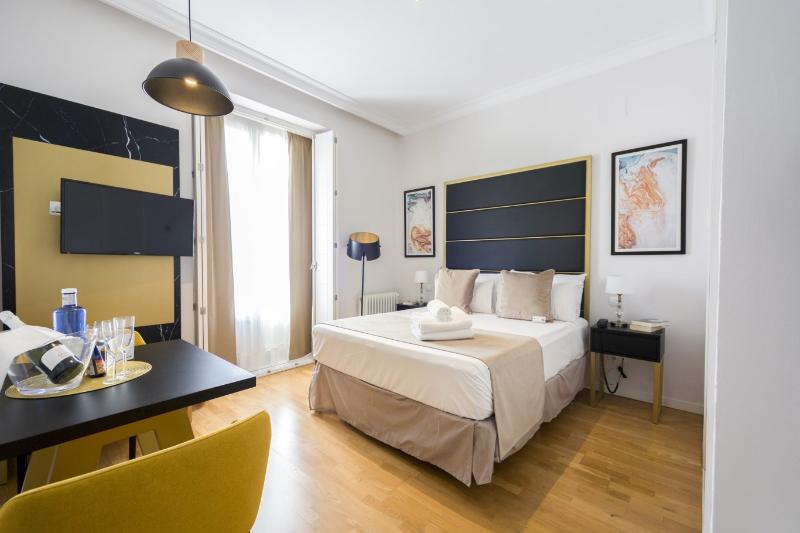 L&H Gran Via Selection image