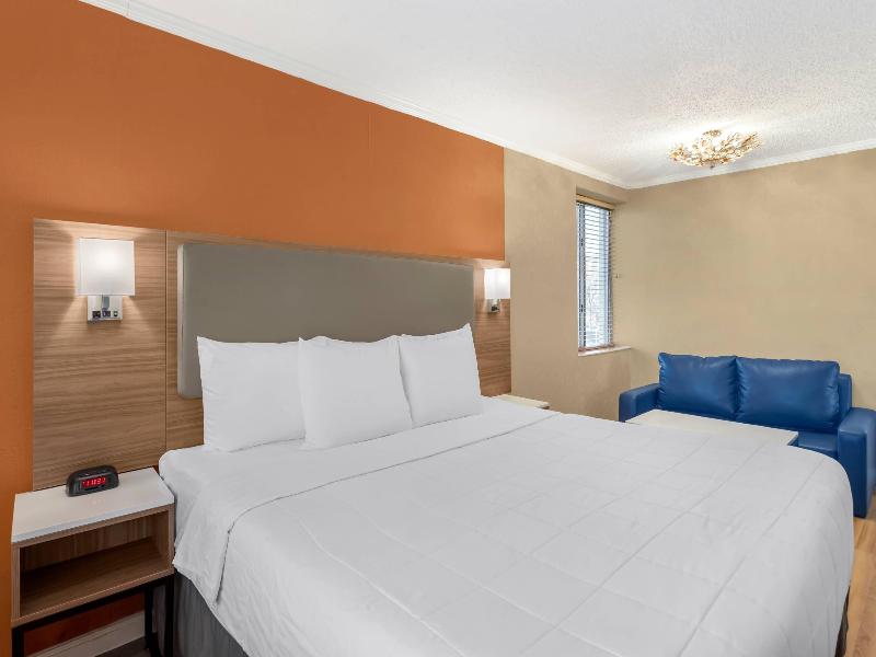 Quality Inn JFK Airport Rockaway Blvd image
