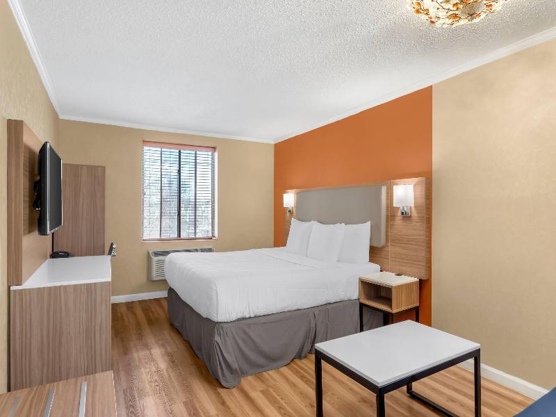 Quality Inn JFK Airport Rockaway Blvd image