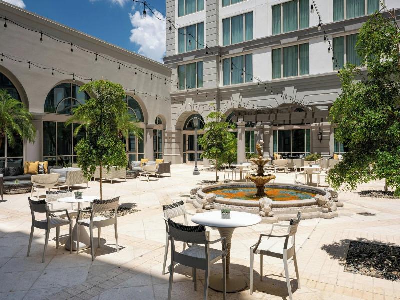 Renaissance Tampa International Plaza Hotel image