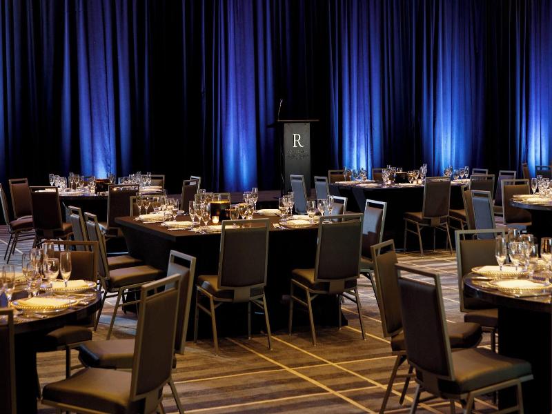 Renaissance Tampa International Plaza Hotel image