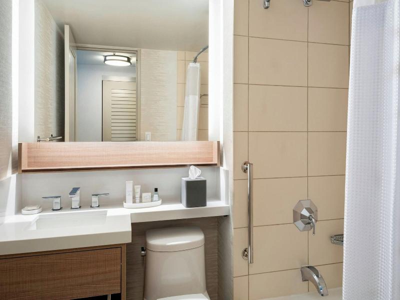 Tampa Airport Marriott image