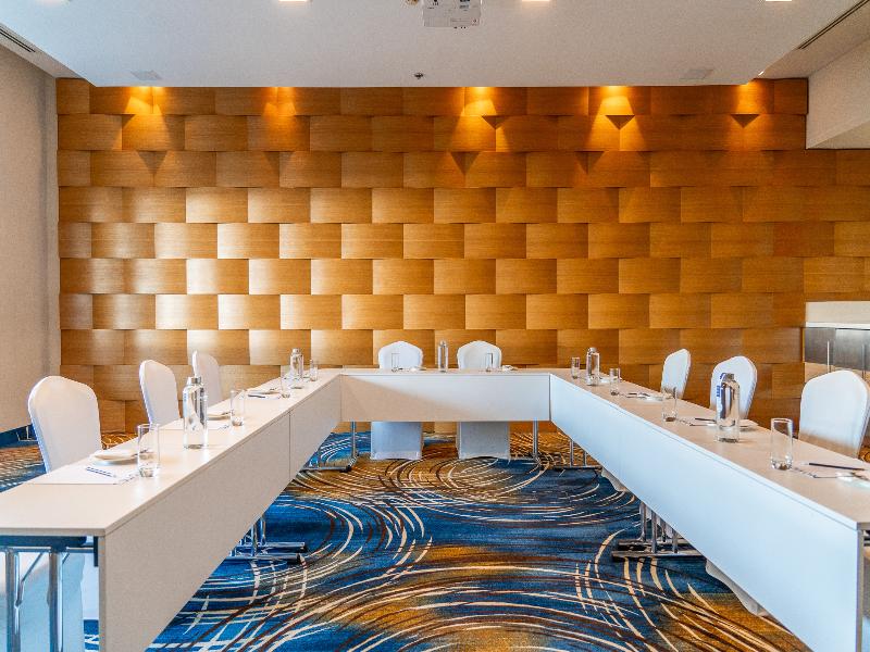 Novotel Dubai Al Barsha image