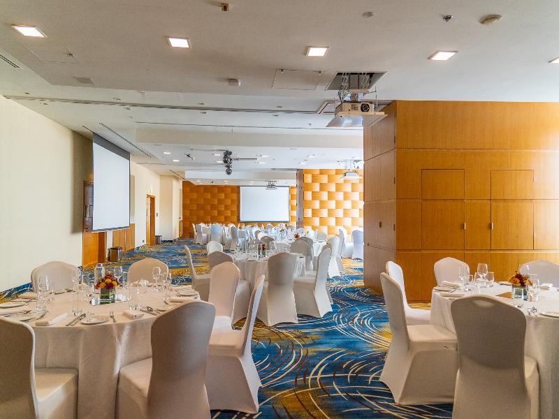Novotel Dubai Al Barsha image