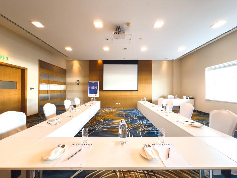 Novotel Dubai Al Barsha image