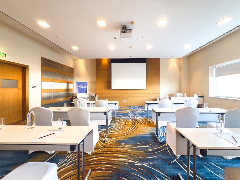 Novotel Dubai Al Barsha image