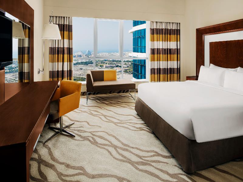 Novotel Dubai Al Barsha image
