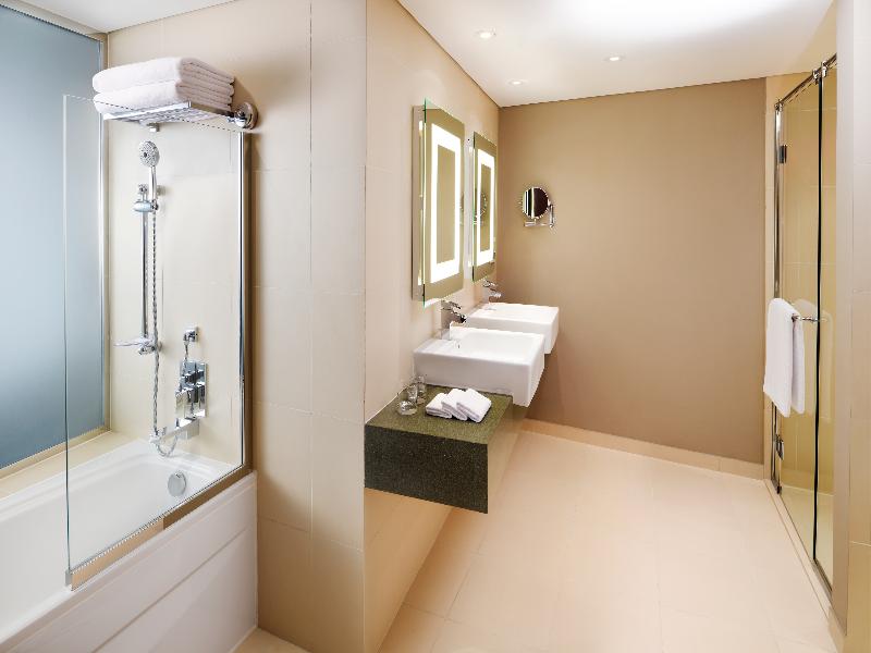Novotel Dubai Al Barsha image