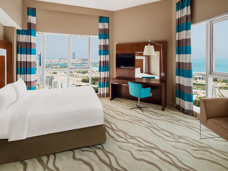 Novotel Dubai Al Barsha image
