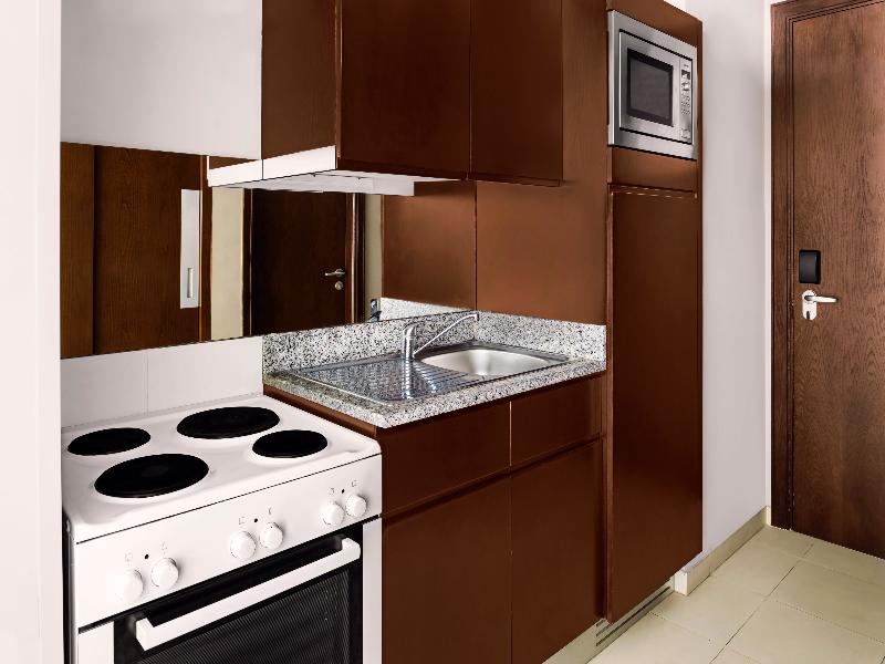 Novotel Dubai Al Barsha image