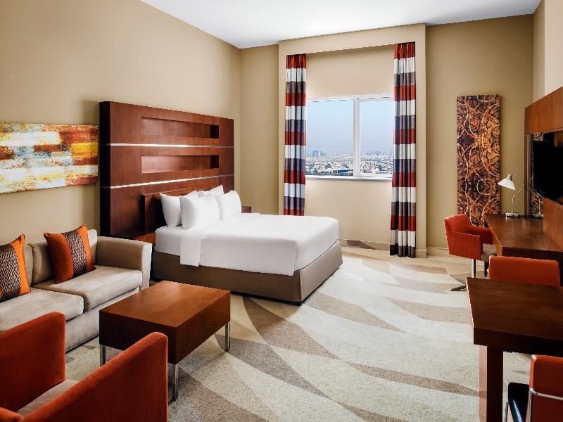 Novotel Dubai Al Barsha image