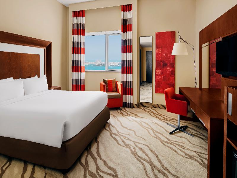 Novotel Dubai Al Barsha image