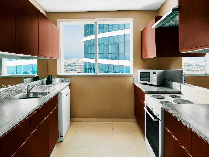 Novotel Dubai Al Barsha image