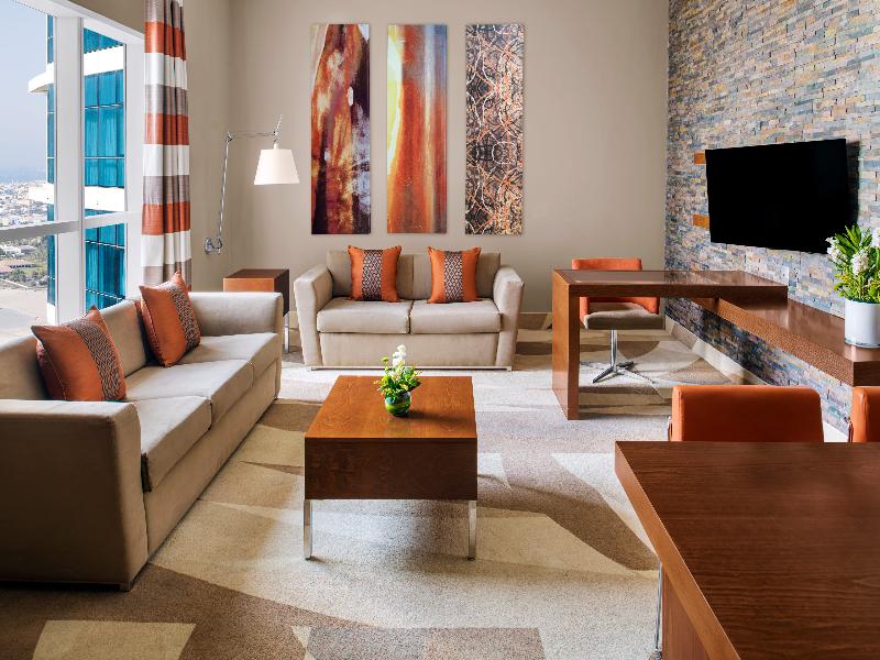 Novotel Dubai Al Barsha image