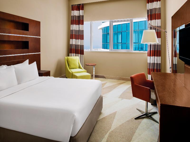 Novotel Dubai Al Barsha image