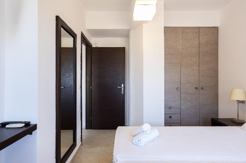 Pantheon Villas & Suites image