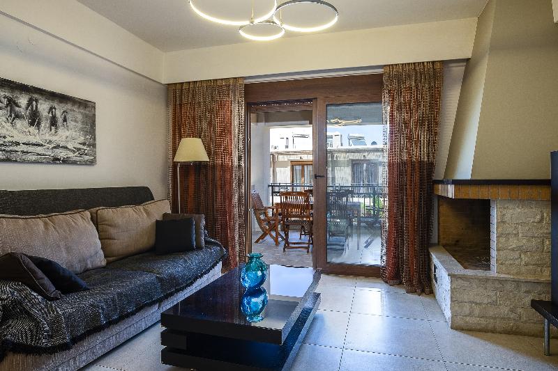 Pantheon Villas & Suites image